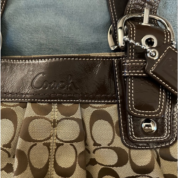 Coach Soho Pleated Signature NS Tote Shoulder Handbag, # F1060 - F15047 - Picture 7 of 8